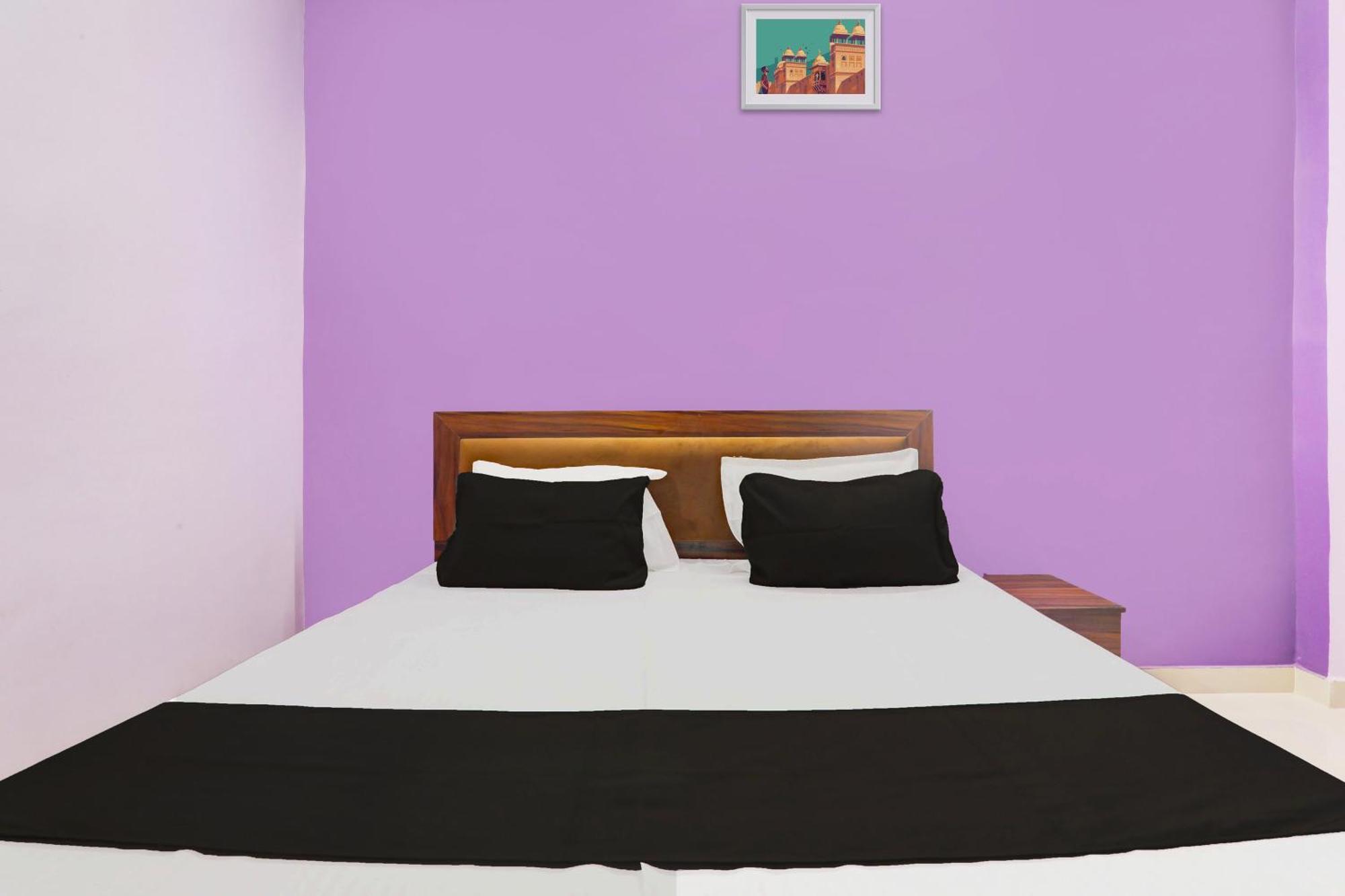 Hotel O Mandakini Galaxy Hotel Kanpur Exterior photo